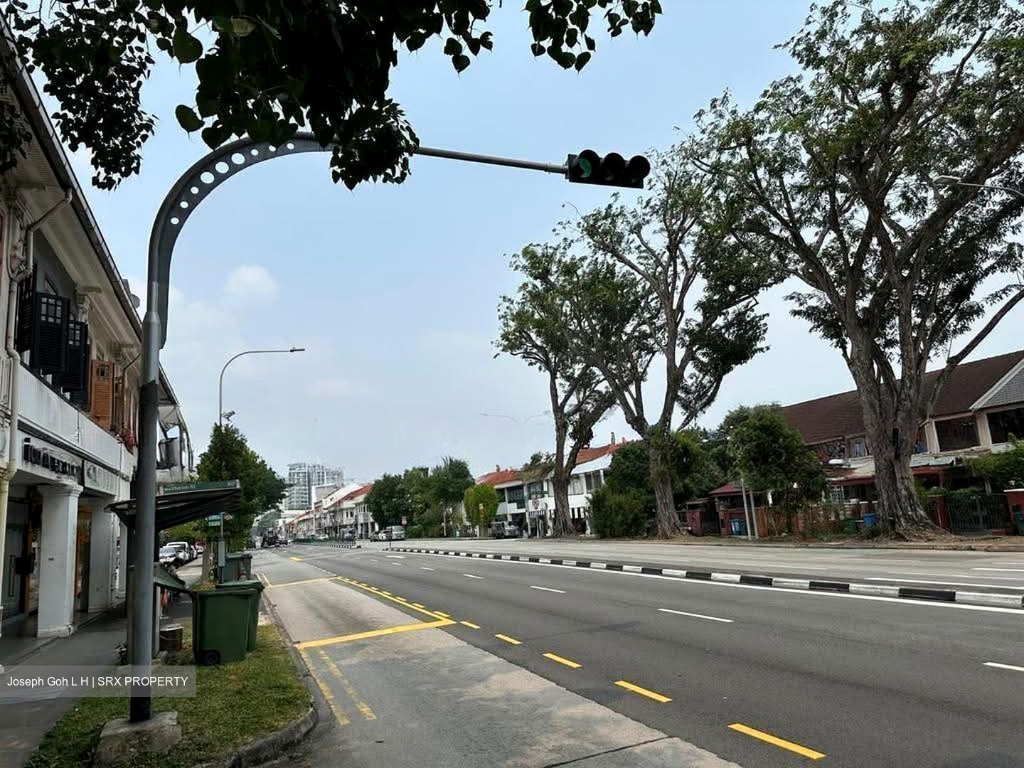 Macpherson Road (D13), Apartment #618857461